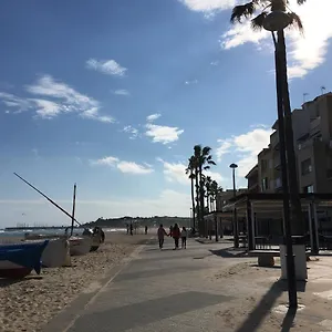 Casa Diana: Vista Al Mar Y 3min A La Playa Y 30min A Portaventura Сasa de vacaciones